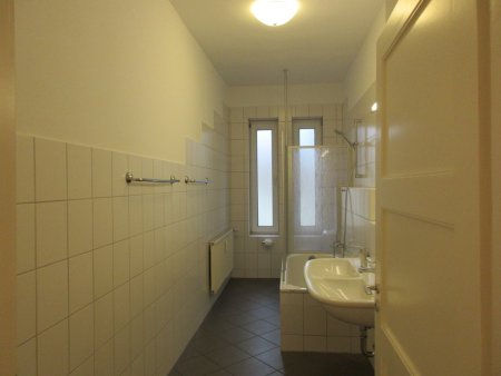 Andrea L'habitant Hausverwaltungen + Business-Support