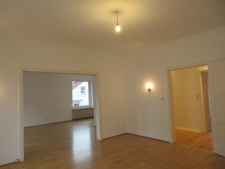 Andrea L'habitant Hausverwaltungen + Business-Support