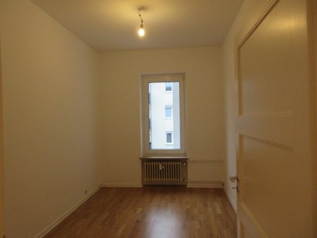 Andrea L'habitant Hausverwaltungen + Business-Support