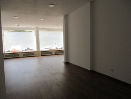 Andrea L'habitant Hausverwaltungen + Business-Support