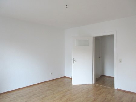 Andrea L'habitant Hausverwaltungen + Business-Support