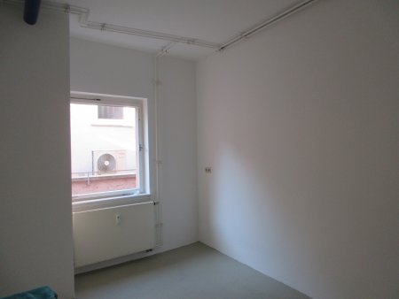 Andrea L'habitant Hausverwaltungen + Business-Support