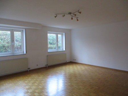 Andrea L'habitant Hausverwaltungen + Business-Support