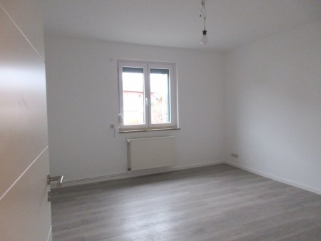 Andrea L'habitant Hausverwaltungen + Business-Support