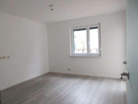 Andrea L'habitant Hausverwaltungen + Business-Support