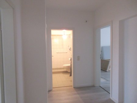 Andrea L'habitant Hausverwaltungen + Business-Support